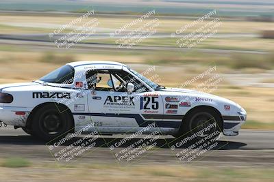 media/Jun-01-2024-CalClub SCCA (Sat) [[0aa0dc4a91]]/Group 3/Race/